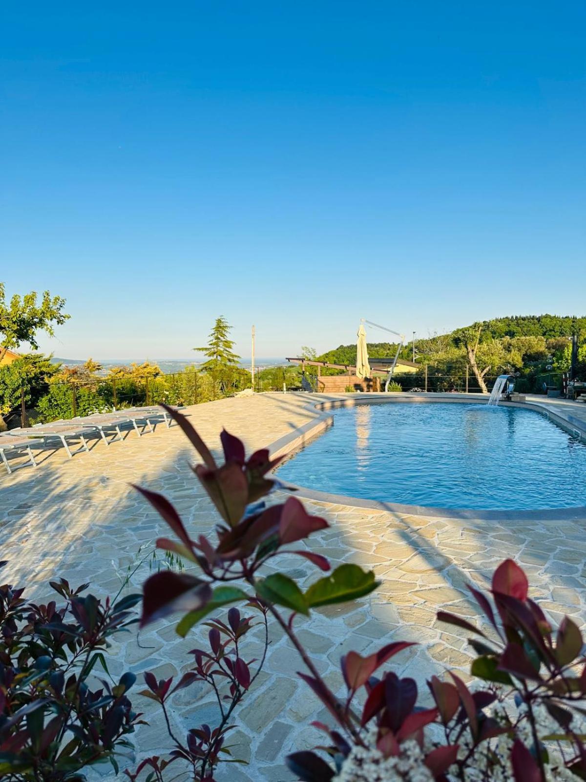 B&B Madonna Carradori Country Offagna ภายนอก รูปภาพ