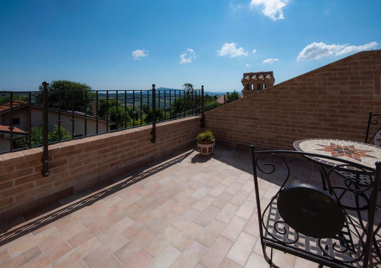 B&B Madonna Carradori Country Offagna ภายนอก รูปภาพ